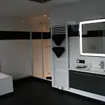 Hotel Zur Wasserburg 3*