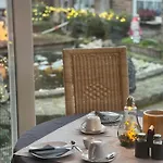Zur Wasserburg 3*