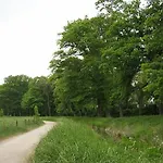 Hotel Zur Wasserburg Kerpen (North Rhine-Westphalia)