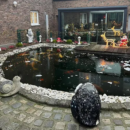 Hotel Zur Wasserburg Kerpen (North Rhine-Westphalia)