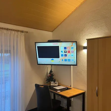 Zur Wasserburg 3*