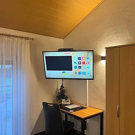Hotel Zur Wasserburg 3*