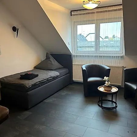 Zur Wasserburg Hotel 3*