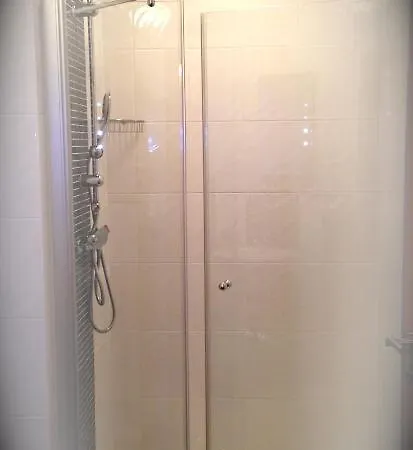 Zur Wasserburg 3* 케르펜