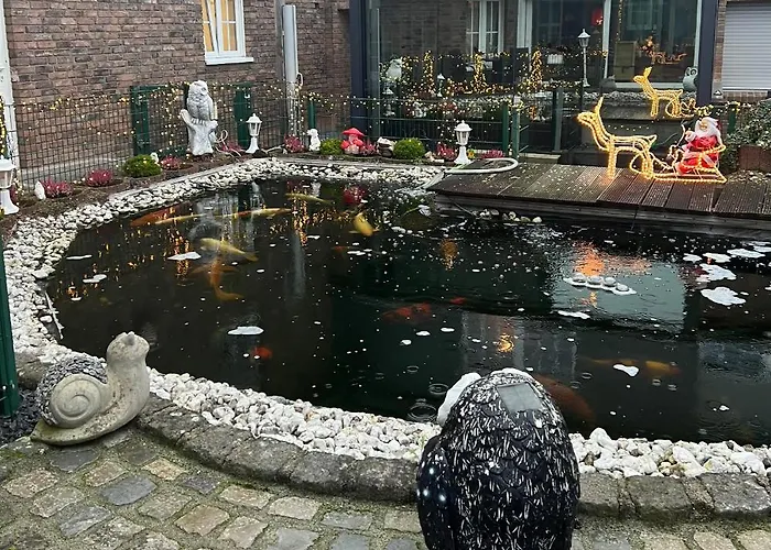 Hotel Zur Wasserburg Kerpen (North Rhine-Westphalia)