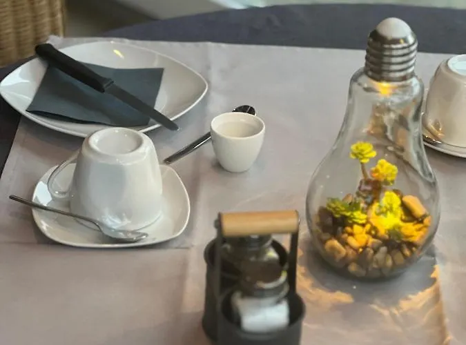 Otel Zur Wasserburg Kerpen (North Rhine-Westphalia)