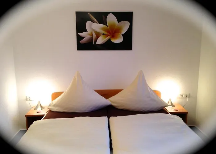 Zur Wasserburg Kerpen (North Rhine-Westphalia)